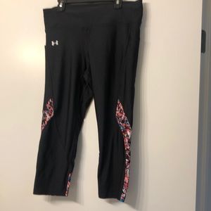 Under Armour Compression Capri Leggings Size L